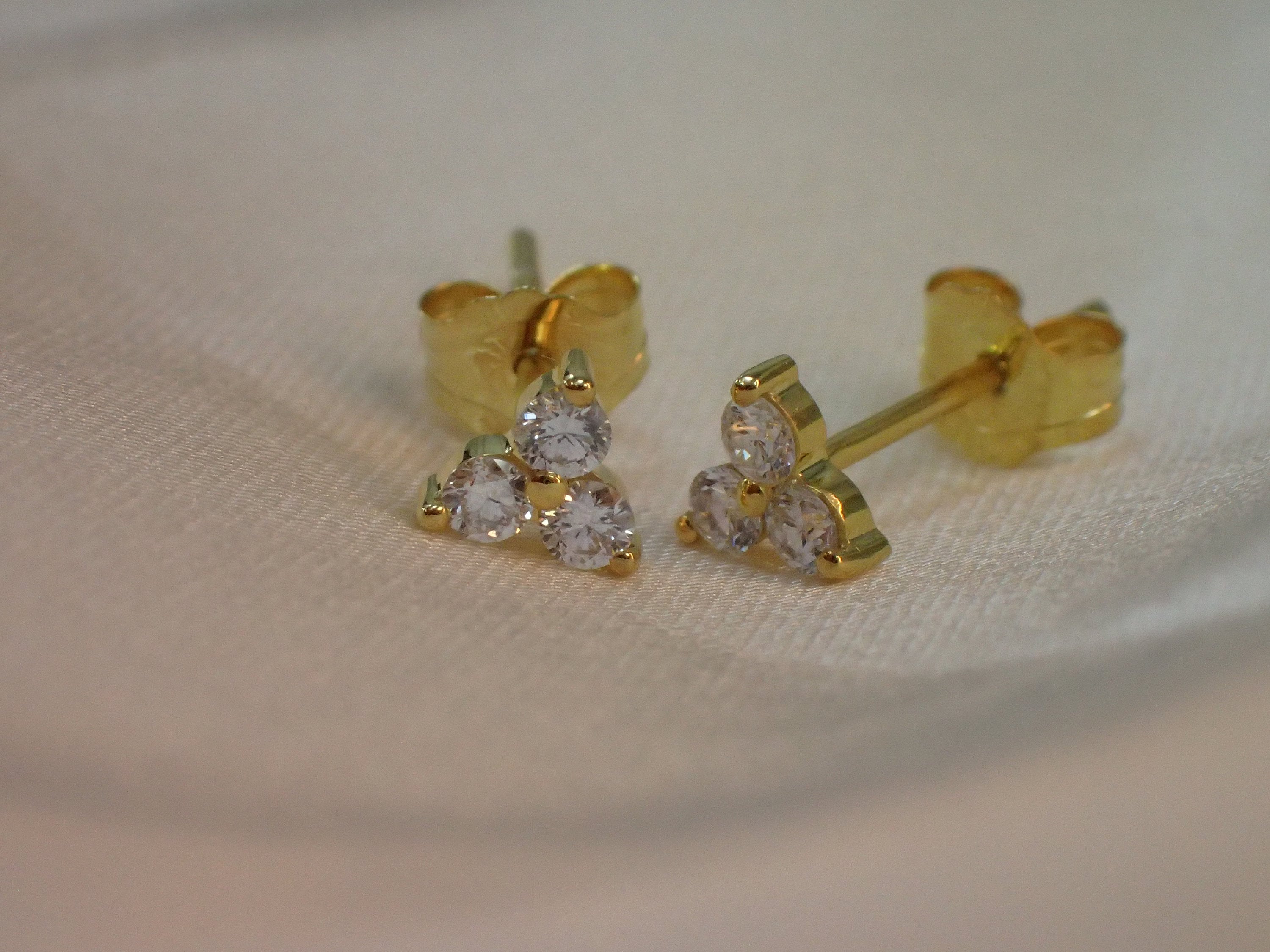 Trinity Stud Earrings / Three Stones Minimalist Earrings / Moissanite Stud Earrings / Cluster Earrings Gift for Her